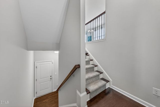 528 Old Mill Village Drive, Apex, NC 27502