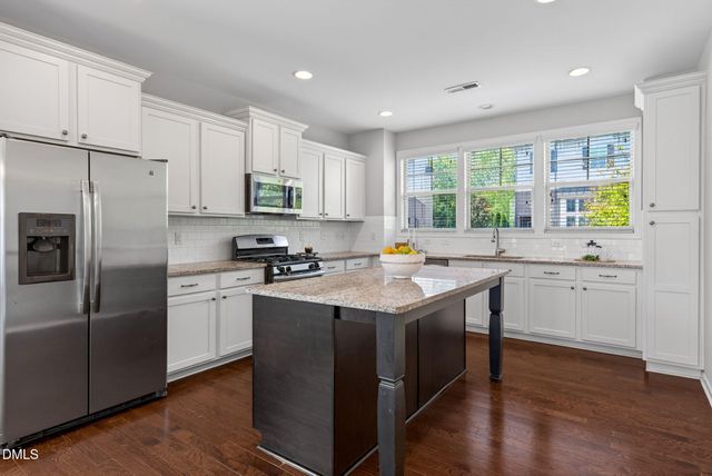 528 Old Mill Village Drive, Apex, NC 27502