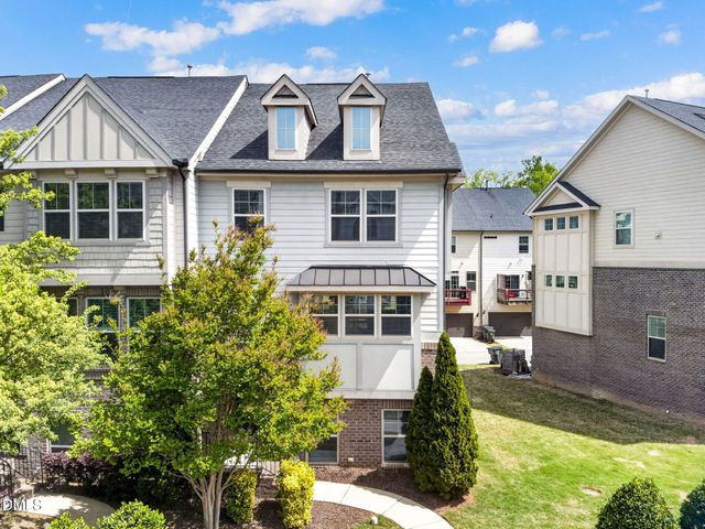 528 Old Mill Village Drive, Apex, NC 27502