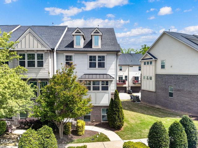 528 Old Mill Village Drive, Apex, NC 27502