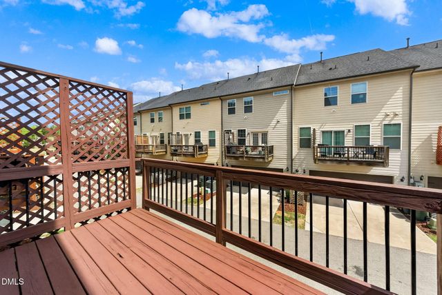 528 Old Mill Village Drive, Apex, NC 27502