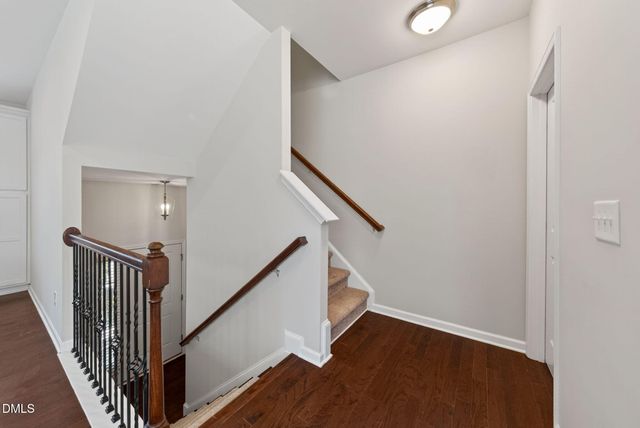 528 Old Mill Village Drive, Apex, NC 27502