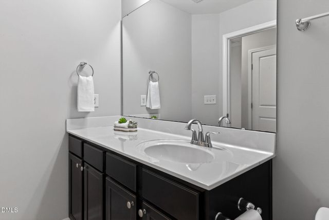 528 Old Mill Village Drive, Apex, NC 27502