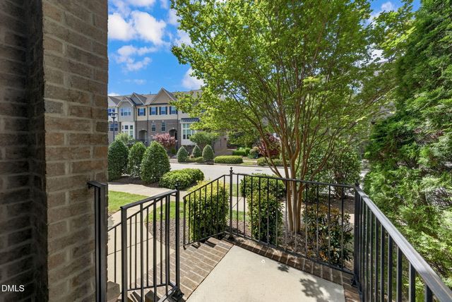 528 Old Mill Village Drive, Apex, NC 27502