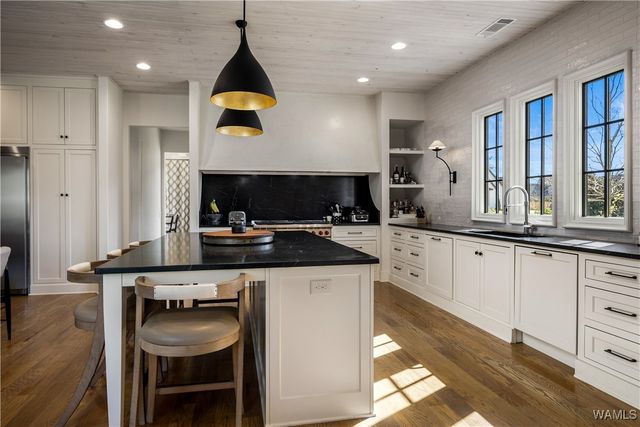 708 Highgrove, Tuscaloosa, AL 35406