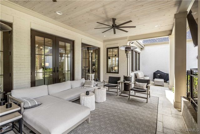 708 Highgrove, Tuscaloosa, AL 35406