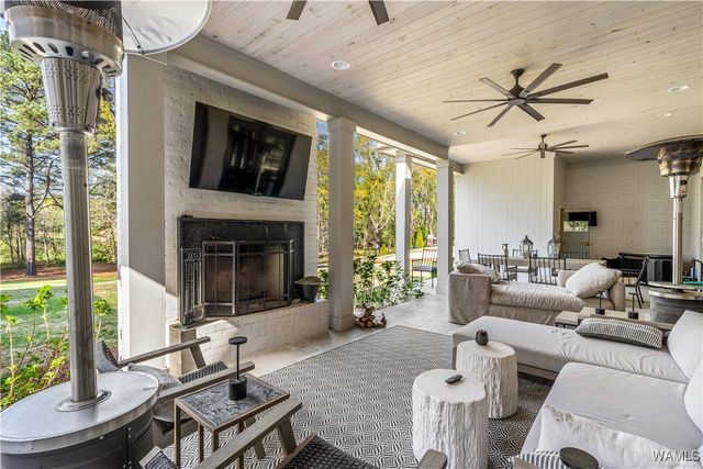 708 Highgrove, Tuscaloosa, AL 35406