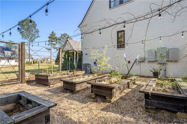 708 Highgrove, Tuscaloosa, AL 35406