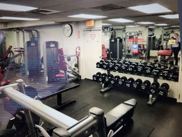 77 Pond Ave. 612, Brookline, MA 02445