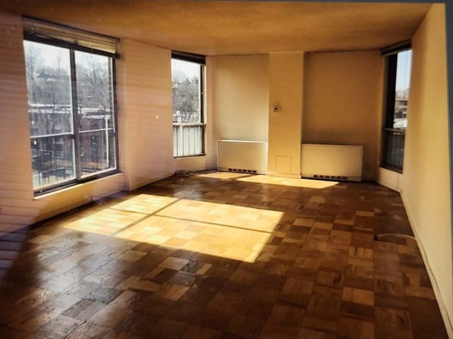 77 Pond Ave. 612, Brookline, MA 02445