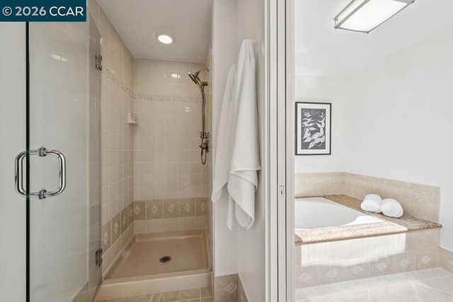 574 Monarch Ridge Dr, Walnut Creek, CA 94597