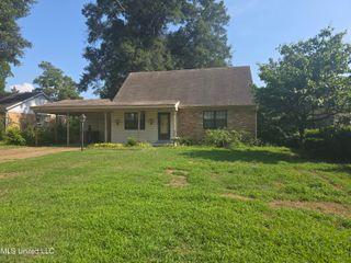1309 Staunton Drive, Southaven, MS 38671