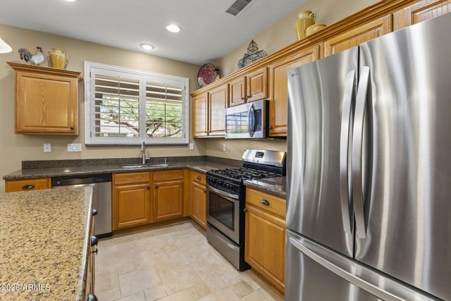 16404 W UNA NOCHE Court, Surprise, AZ 85374