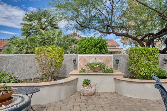 16404 W UNA NOCHE Court, Surprise, AZ 85374