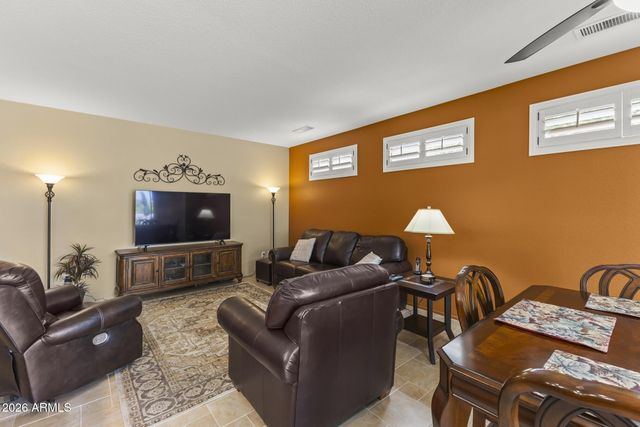 16404 W UNA NOCHE Court, Surprise, AZ 85374