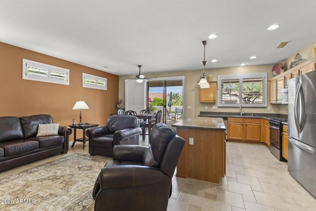16404 W UNA NOCHE Court, Surprise, AZ 85374