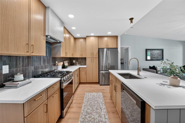 2412 Aldford DR, Austin, TX 78745