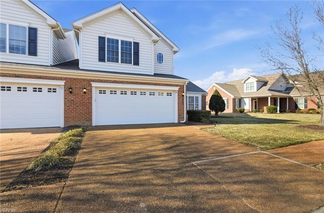 404 Dundee LN, Chesapeake, VA 23322