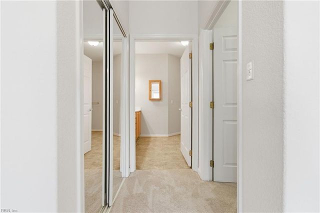 404 Dundee LN, Chesapeake, VA 23322