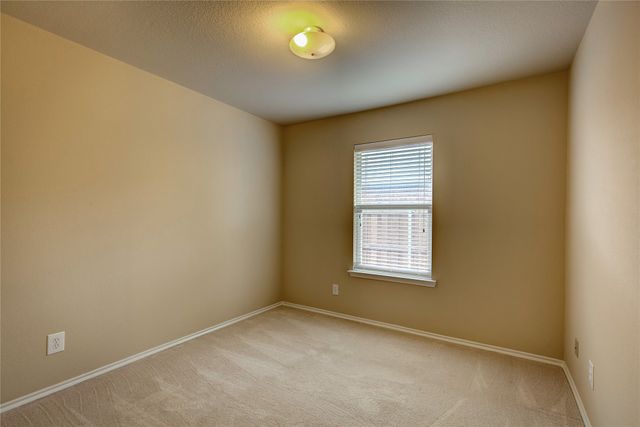 231 Willow Creek Lane, Terrell, TX 75160