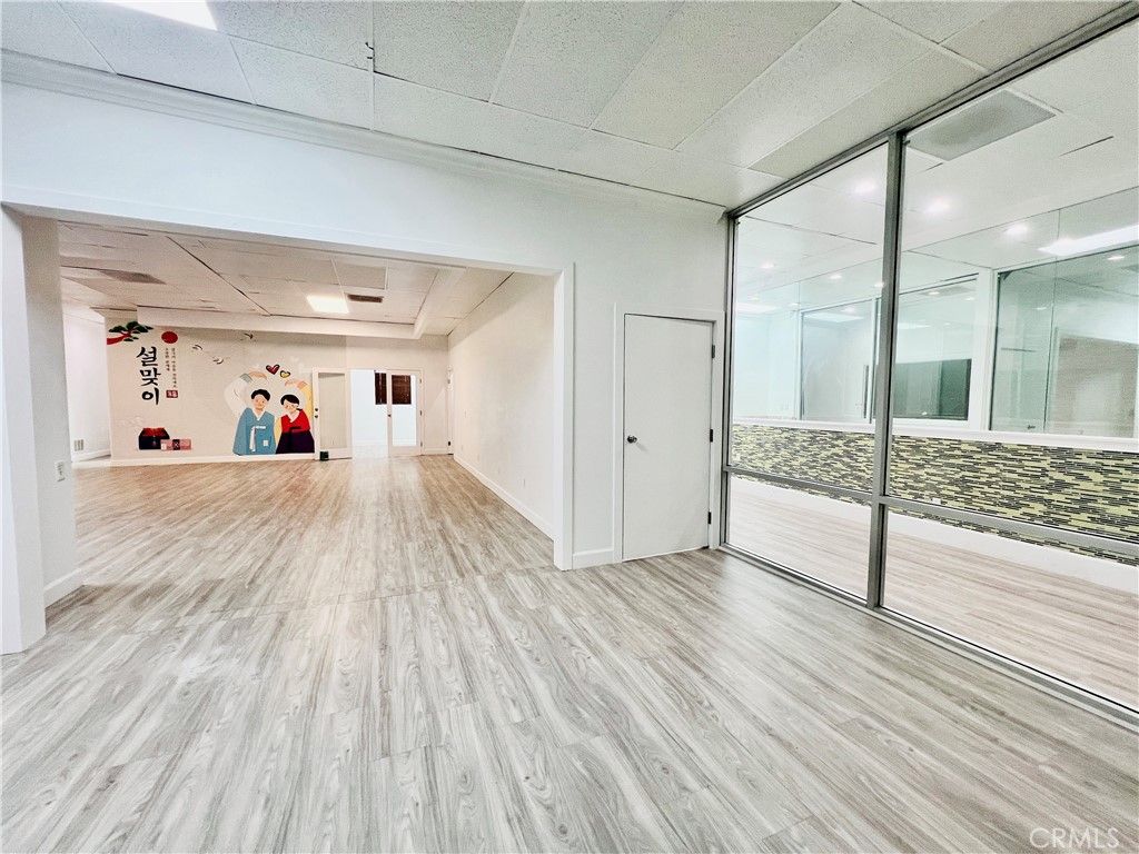 8900 Bolsa Avenue C, Westminster, CA 92683