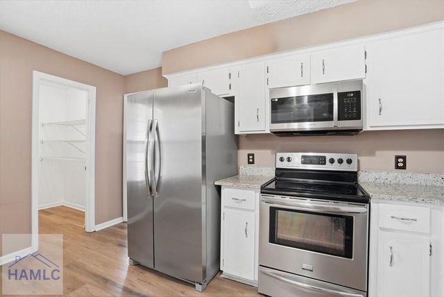 197 Waters Avenue, Allenhurst, GA 31301