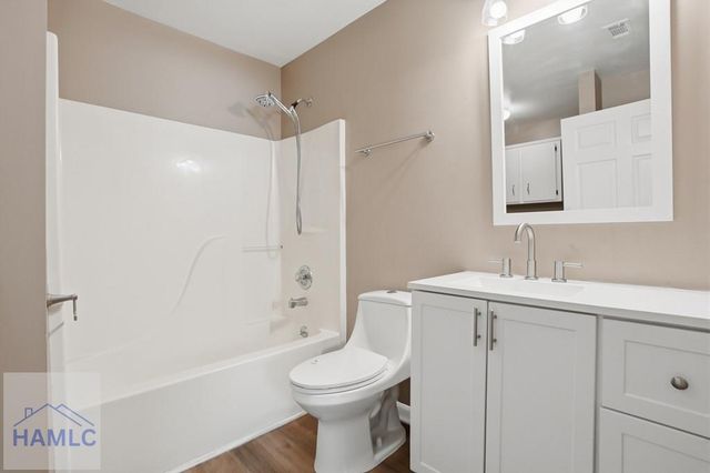 197 Waters Avenue, Allenhurst, GA 31301