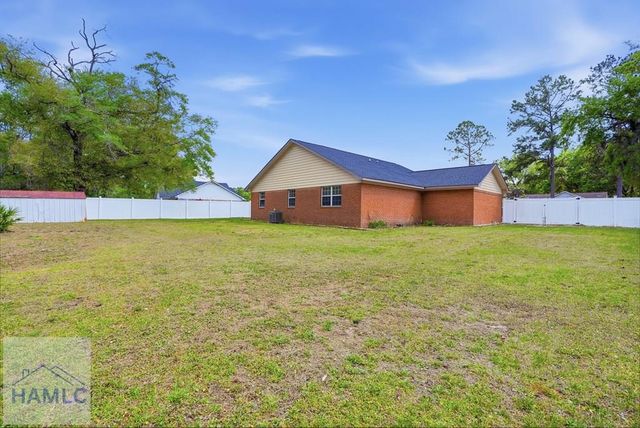 197 Waters Avenue, Allenhurst, GA 31301