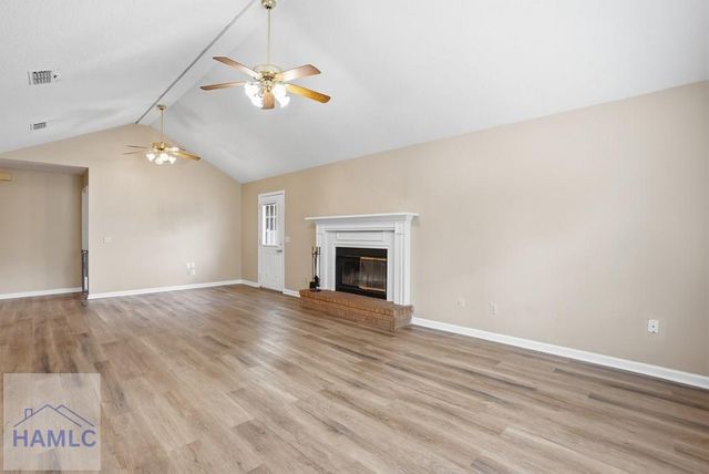 197 Waters Avenue, Allenhurst, GA 31301