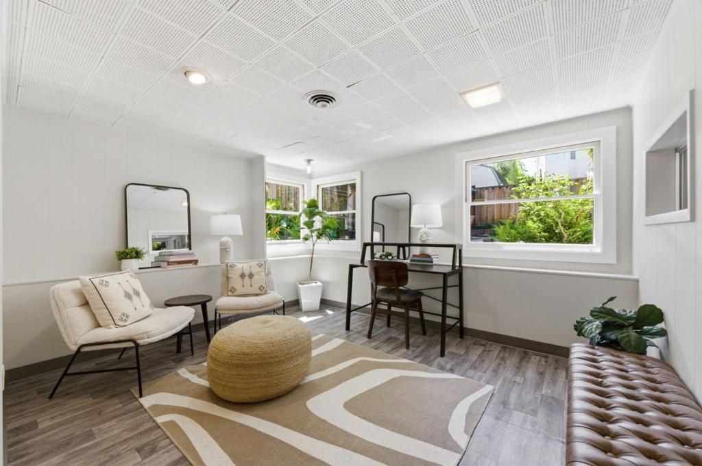 Image 31 of property listing at 510 Aragon Boulevard, San Mateo, CA 94402