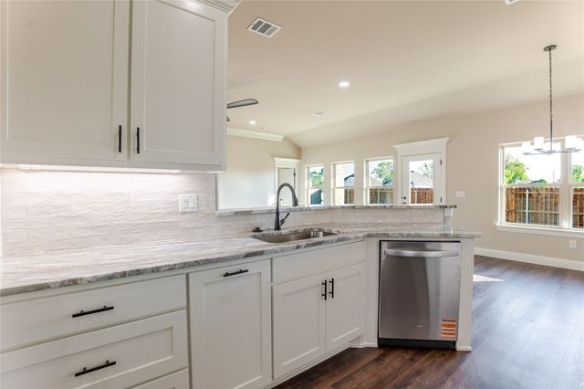 9213 Parkview Circle, Tolar, TX 76476