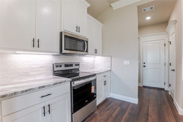 9213 Parkview Circle, Tolar, TX 76476