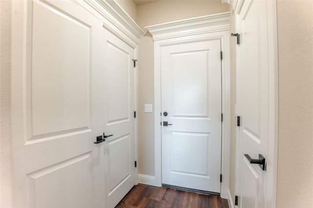 9213 Parkview Circle, Tolar, TX 76476