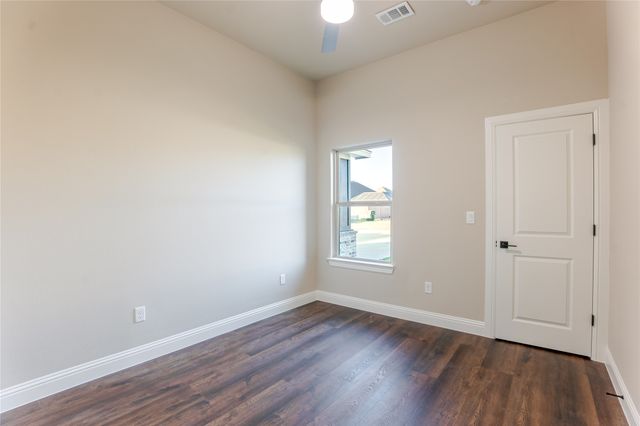 9213 Parkview Circle, Tolar, TX 76476