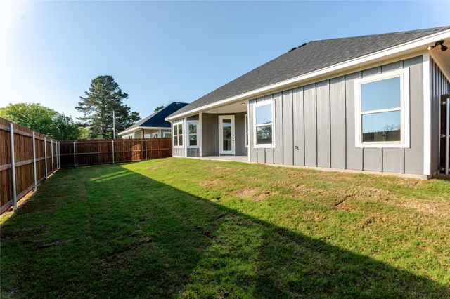 9213 Parkview Circle, Tolar, TX 76476