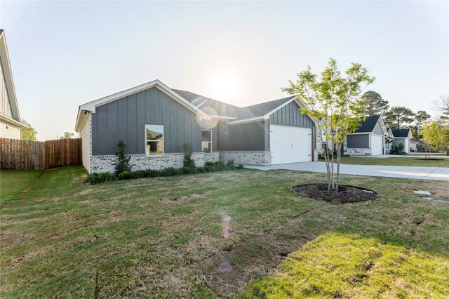 9213 Parkview Circle, Tolar, TX 76476