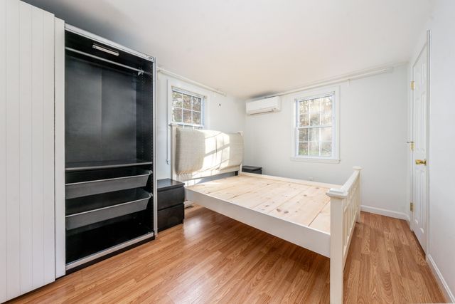 27 Quaker Lane, Harwich, MA 02645