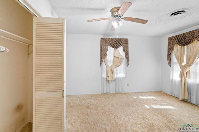 304 Hillcrest BLVD, Daingerfield, TX 75638