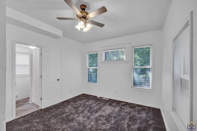 1017 SW 16th ST, Topeka, KS 66604