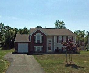 29 Hummingbird Way, Henrietta, NY 14586