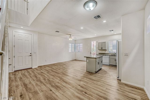8160 Herring Avenue, Las Vegas, NV 89147
