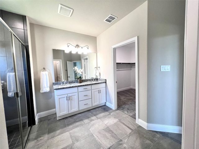 537 Hillcrest Circle, Justin, TX 76247