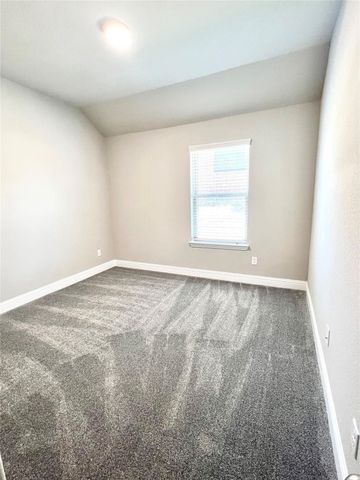 537 Hillcrest Circle, Justin, TX 76247