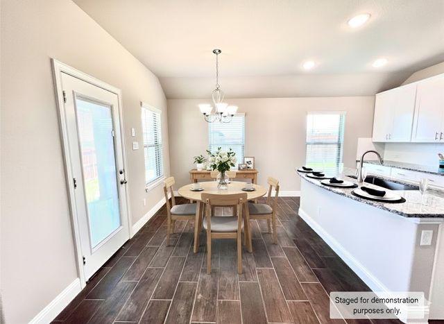 537 Hillcrest Circle, Justin, TX 76247