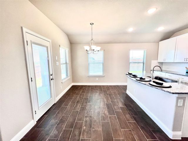 537 Hillcrest Circle, Justin, TX 76247