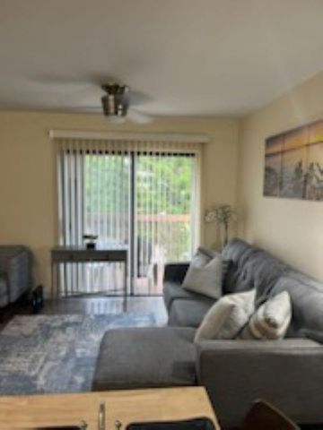 629 Executive Center Drive J204, West Palm Beach, FL 33401