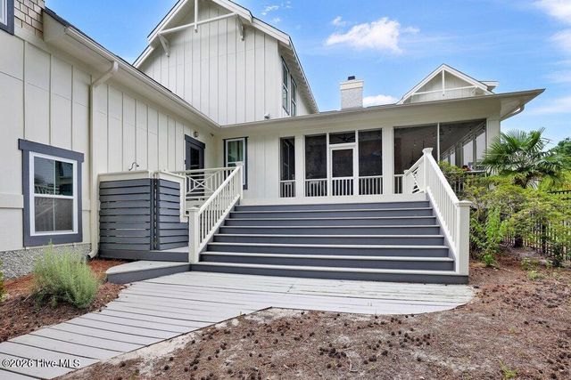 307 Whisper Park Drive, Wilmington, NC 28411