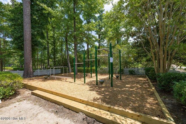 307 Whisper Park Drive, Wilmington, NC 28411