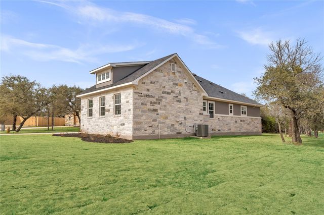 108 Double CIR, Burnet, TX 78611