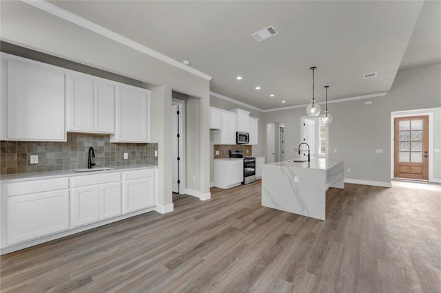 108 Double CIR, Burnet, TX 78611